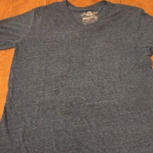 T shirt brand American rag sz small